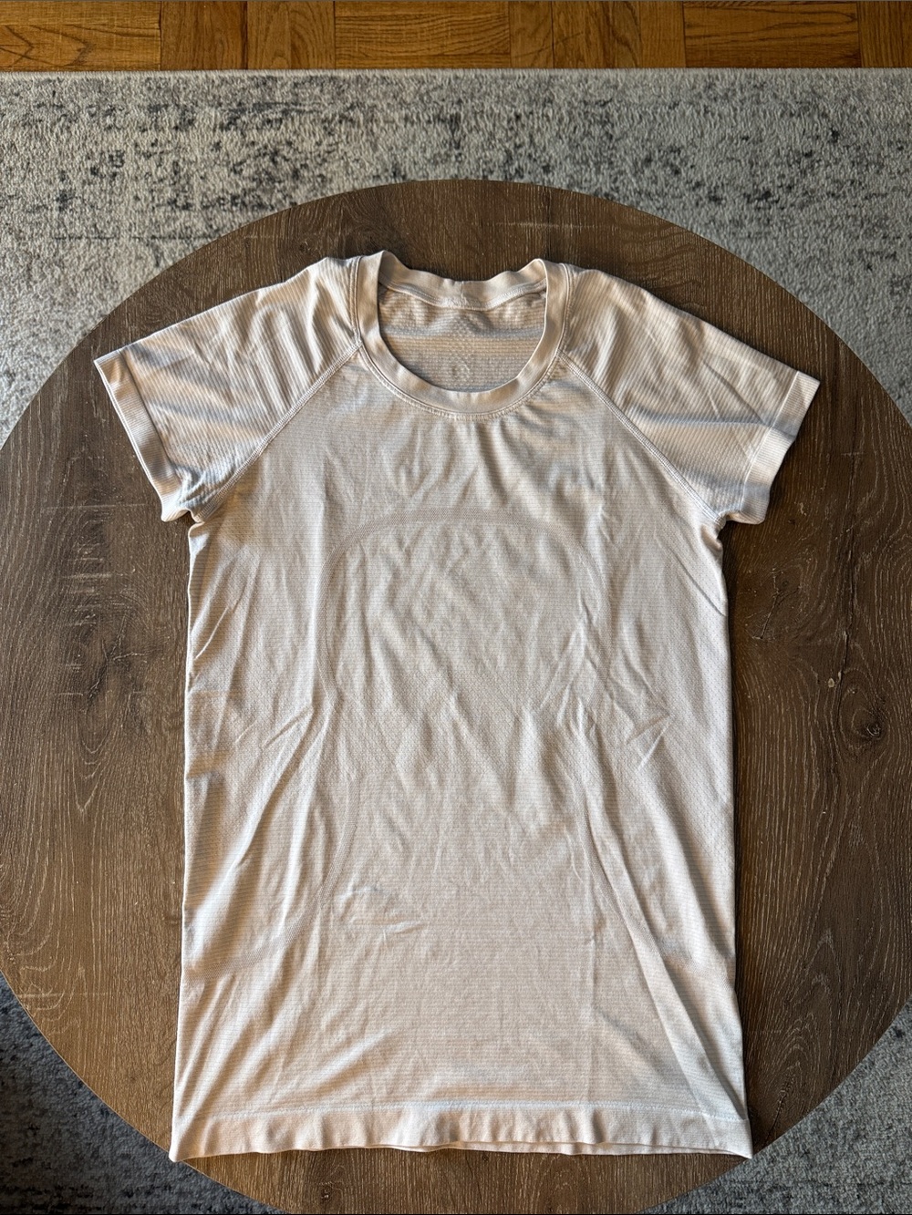 Lululemon Swiftly Tech Tee, Size 8
